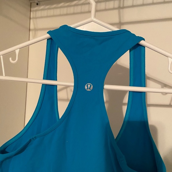 SOLD!!! LULU LEMON TANK TOP - Picture 2 of 2